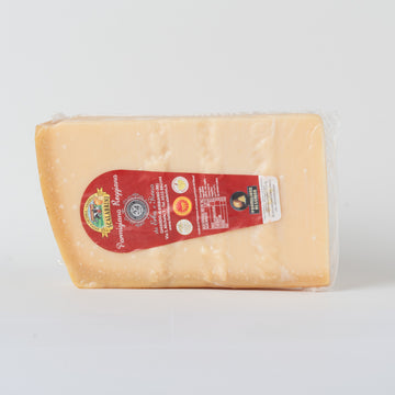 Parmigiano Reggiano "Erba e Fieno" Selezione Surbir - 24-26 mesi