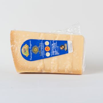 Parmigiano Reggiano "Erba e Fieno" Selezione Surbir - 34-36 mesi