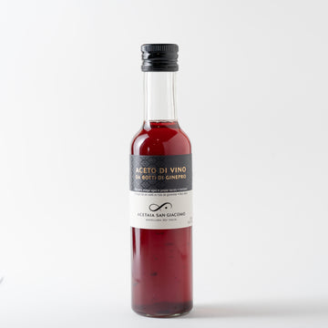 Wine vinegar from juniper barrels - Exclusive to Acetaia San Giacomo